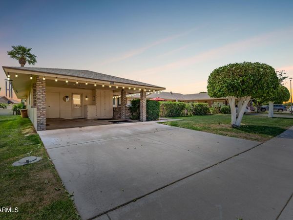 9933 W MOUNTAIN VIEW Road, Sun City, AZ 85351
