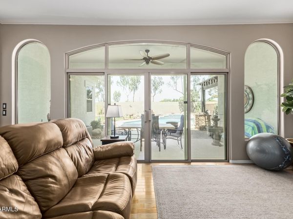 4370 E SUNDANCE Court E, Gilbert, AZ 85297
