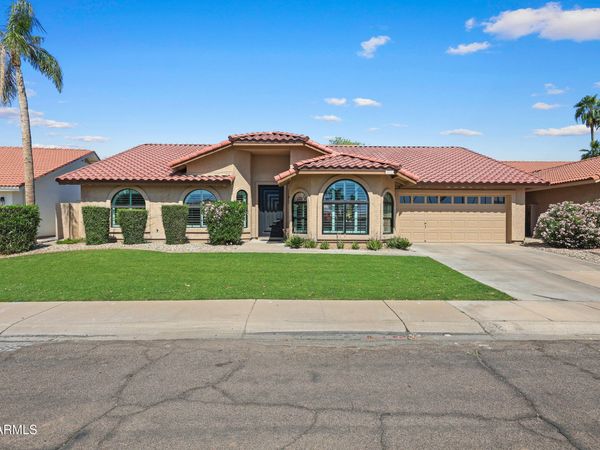 8572 E SAN FELIPE Drive, Scottsdale, AZ 85258