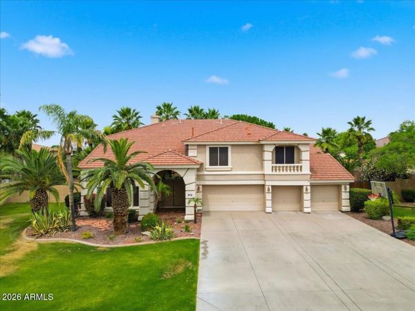 7530 E KAEL Circle, Mesa, AZ 85207