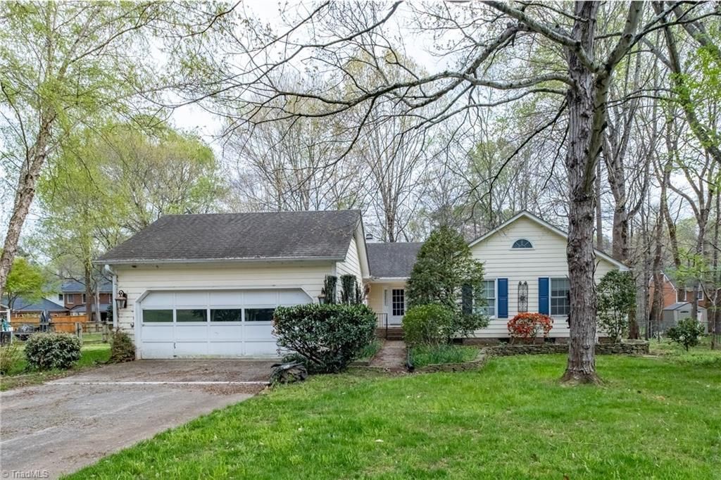 2021 Warwickshire Drive, Greensboro, NC 27455 Main Photo