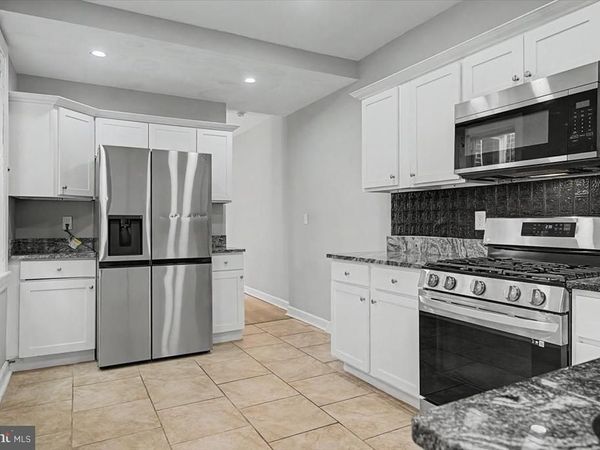 203 N DUPONT STREET, WILMINGTON, DE 19805