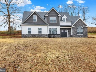 4214 HILL TERRACE DRIVE, READING, PA 19608