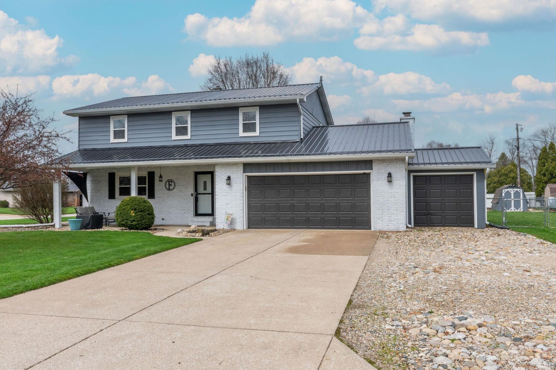 22835 Guilford Court, Elkhart, IN 46514 Main Photo