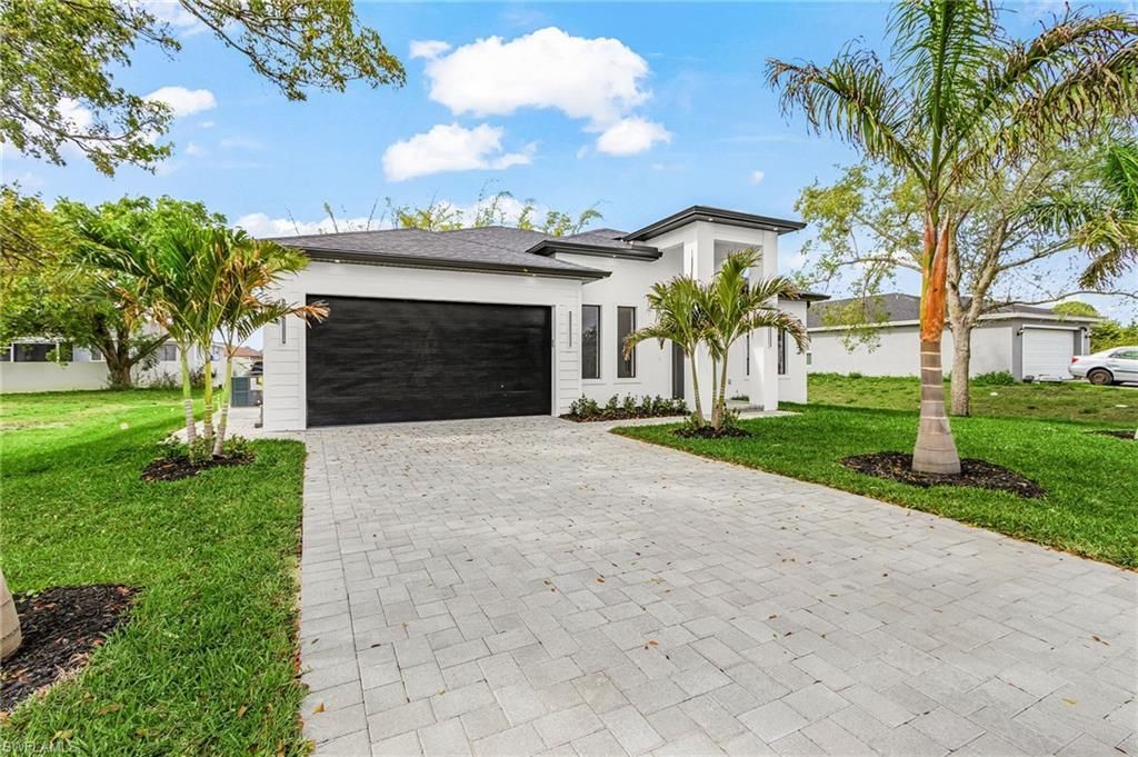 2903 10th St Sw, Lehigh Acres, FL 33976 Photo