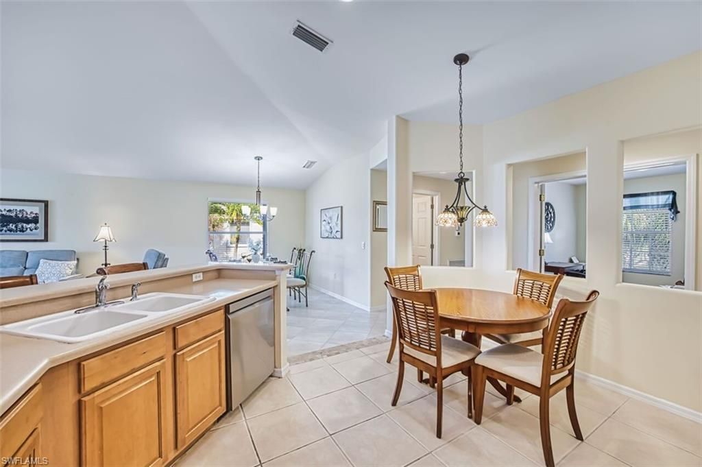 10135 Colonial Country Club Blvd , Unit 1202, Fort Myers, FL 33913 Photo