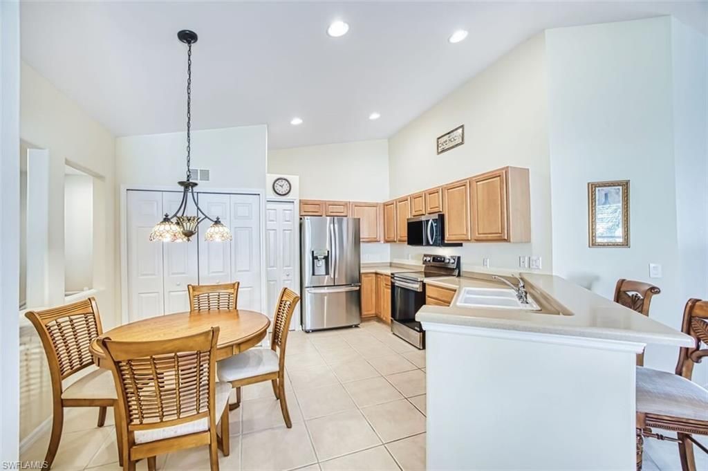 10135 Colonial Country Club Blvd , Unit 1202, Fort Myers, FL 33913 Photo