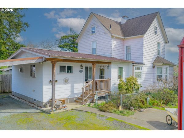 1150 W 8TH ST, Coquille, OR 97423