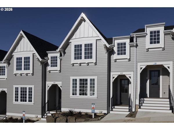 425 NE MOONWAKE LN, Unit 18, Depoe Bay, OR 97341