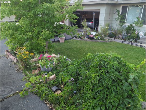 5829 CHEYNE AVE, Klamath Falls, OR 97603