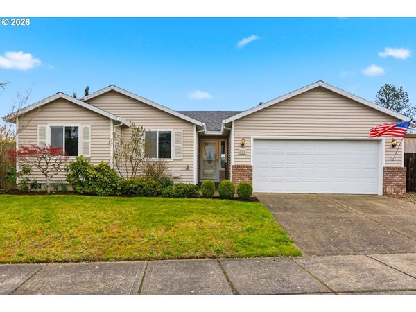 671 MARY DR, Molalla, OR 97038