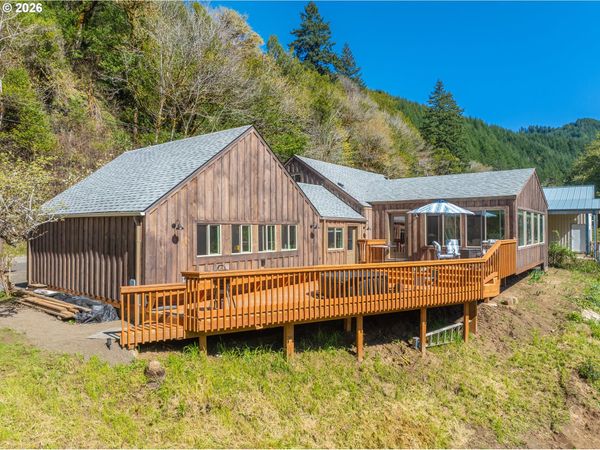 856 SCOTTSBURG WEST RD, Scottsburg, OR 97473