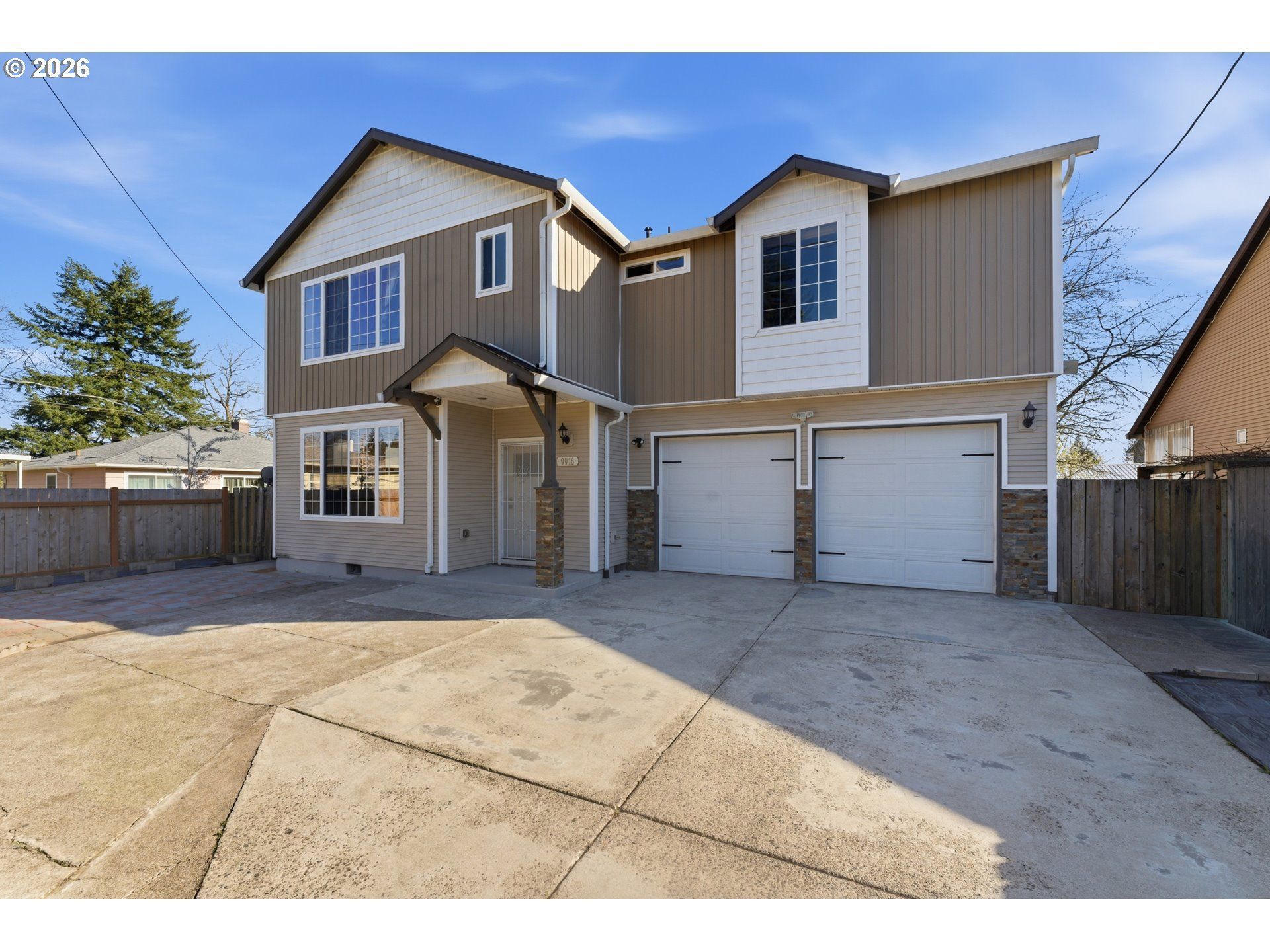 9916 SE Liebe Ct, Portland, OR 97266 Main Photo