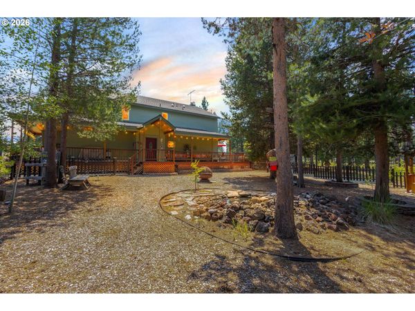 54811 LONESOME PINE RD, Bend, OR 97707