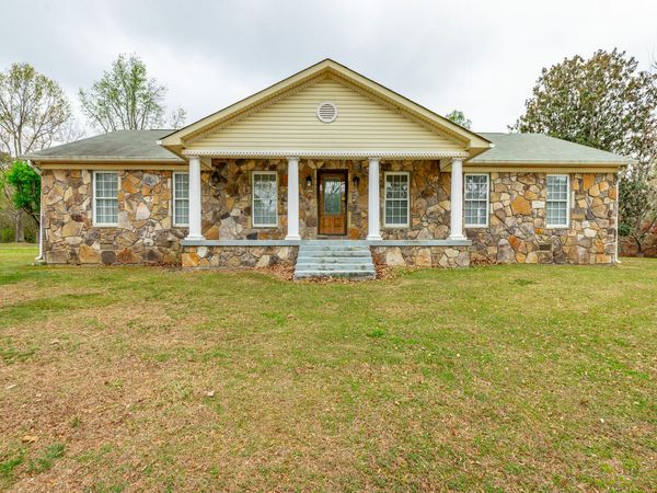 204 Dodd Road, Ringgold, GA 30736