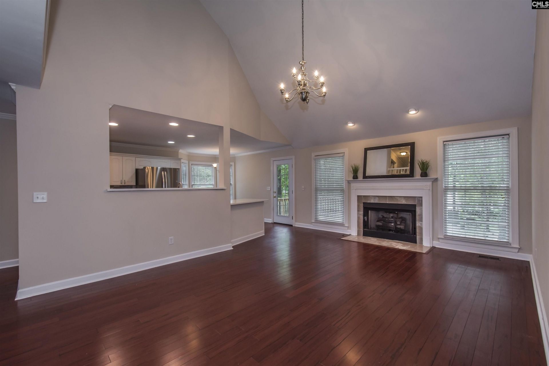 221 Sandstone Road  Photo 11