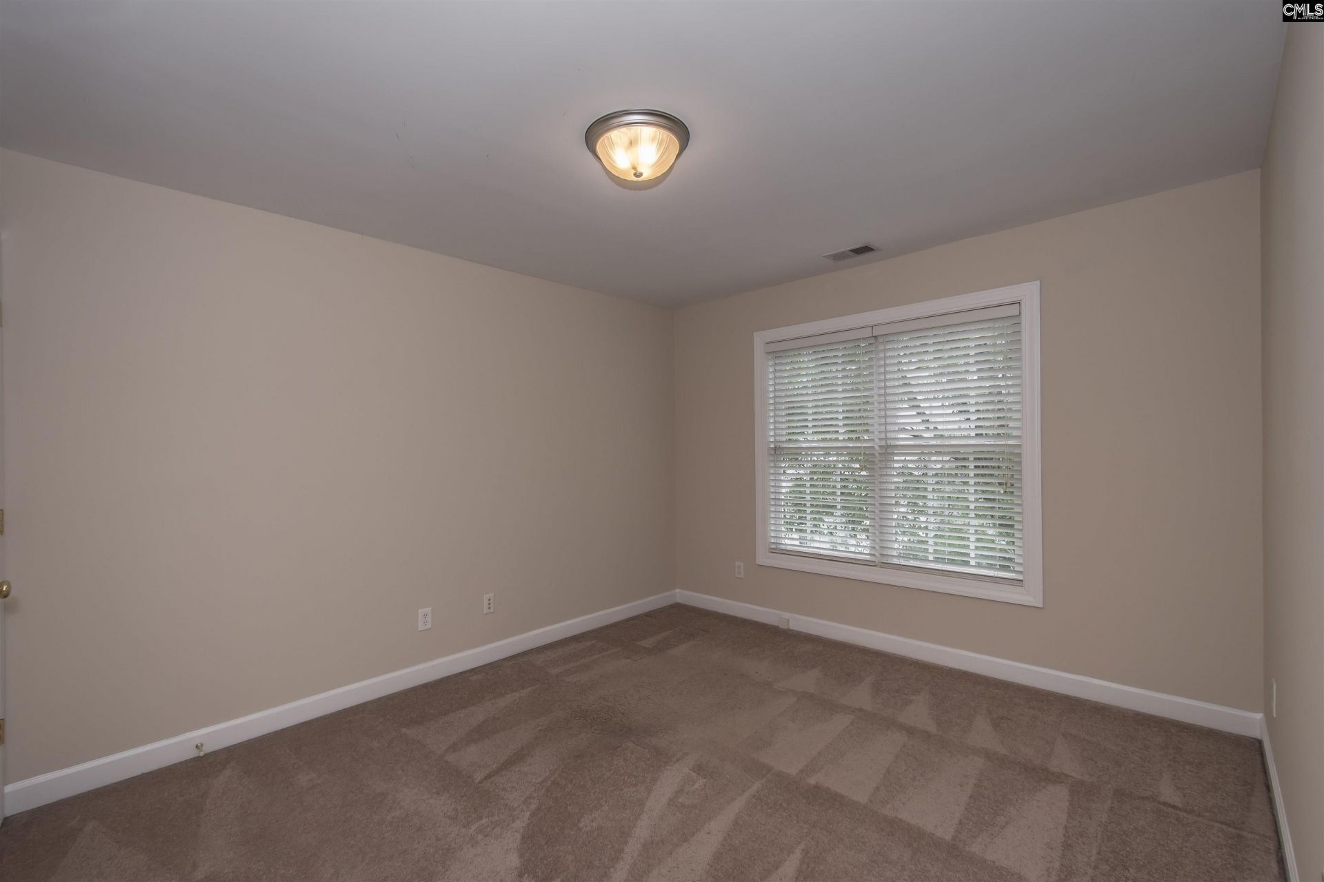 221 Sandstone Road  Photo 19