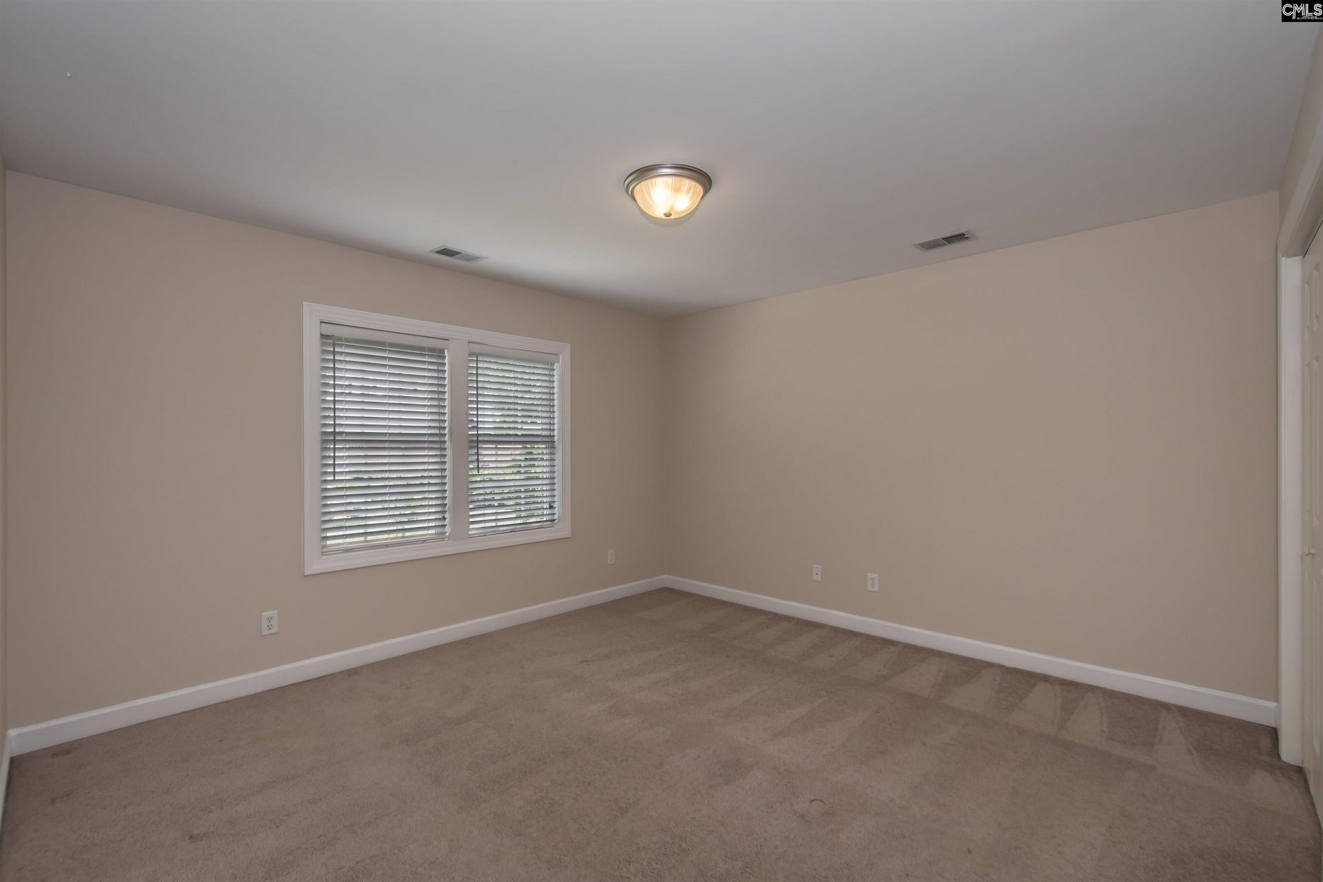 221 Sandstone Road  Photo 22