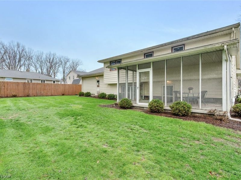 3423 Tall Oaks Lane, Austintown, OH 44511 Photo 11