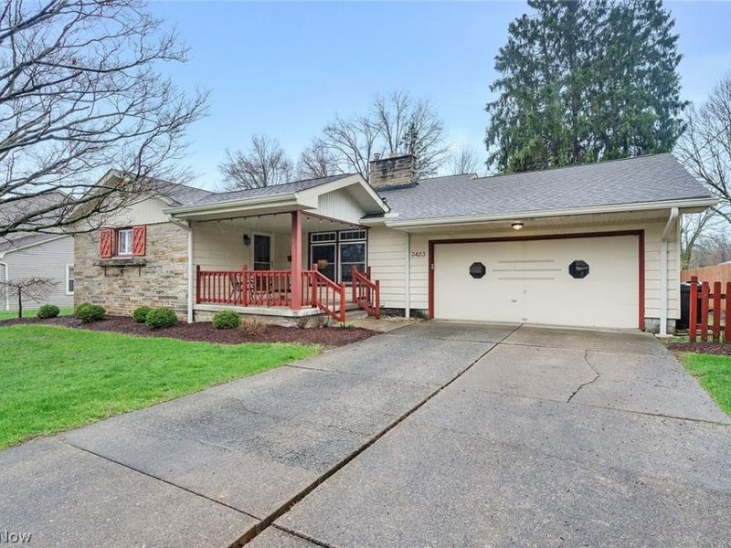 3423 Tall Oaks Lane, Austintown, OH 44511 Photo 3