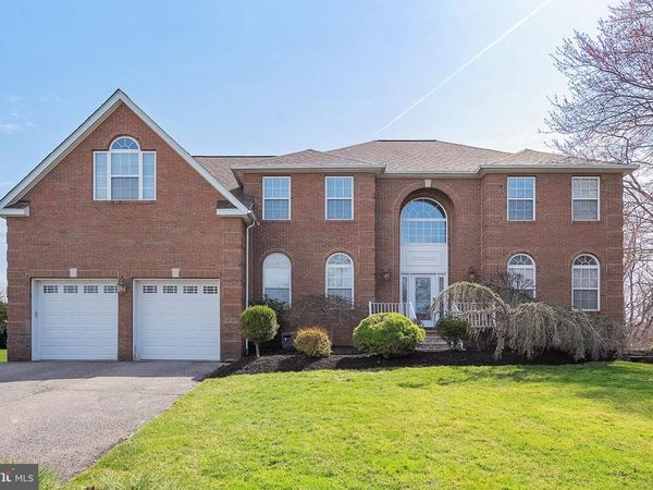 6 LAWRENCE COURT, MONROE TOWNSHIP, NJ 08831