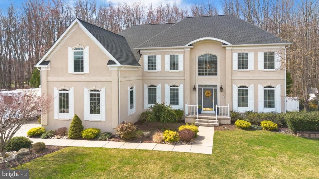 9 Stonegate Drive, Monroe Township, NJ 08831 Main Photo