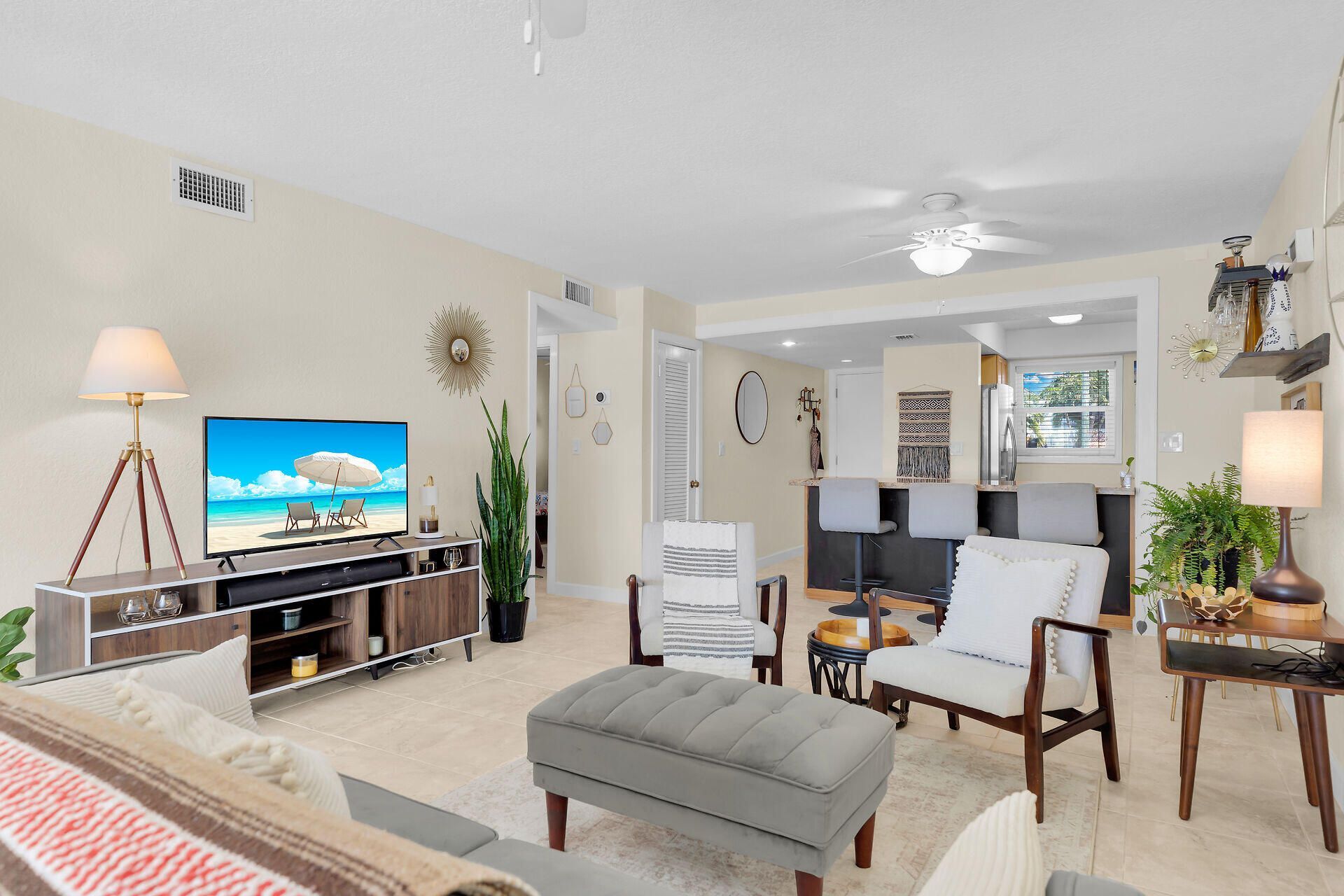 389 N Anglers Drive, Unit APT 107, Marathon, FL 33050 Photo