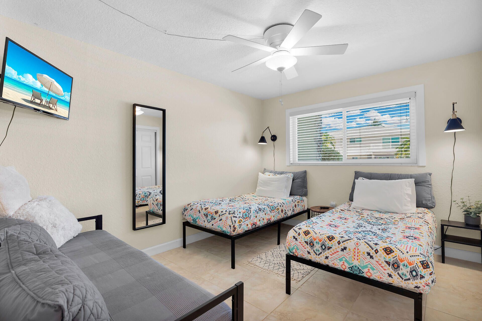 389 N Anglers Drive, Unit APT 107, Marathon, FL 33050 Photo