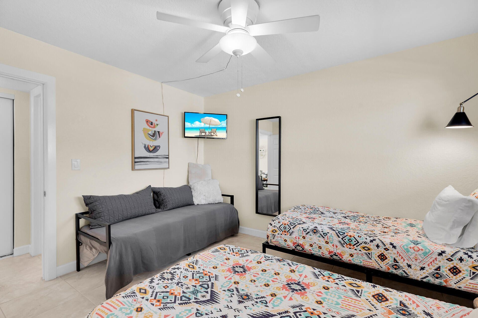 389 N Anglers Drive, Unit APT 107, Marathon, FL 33050 Photo