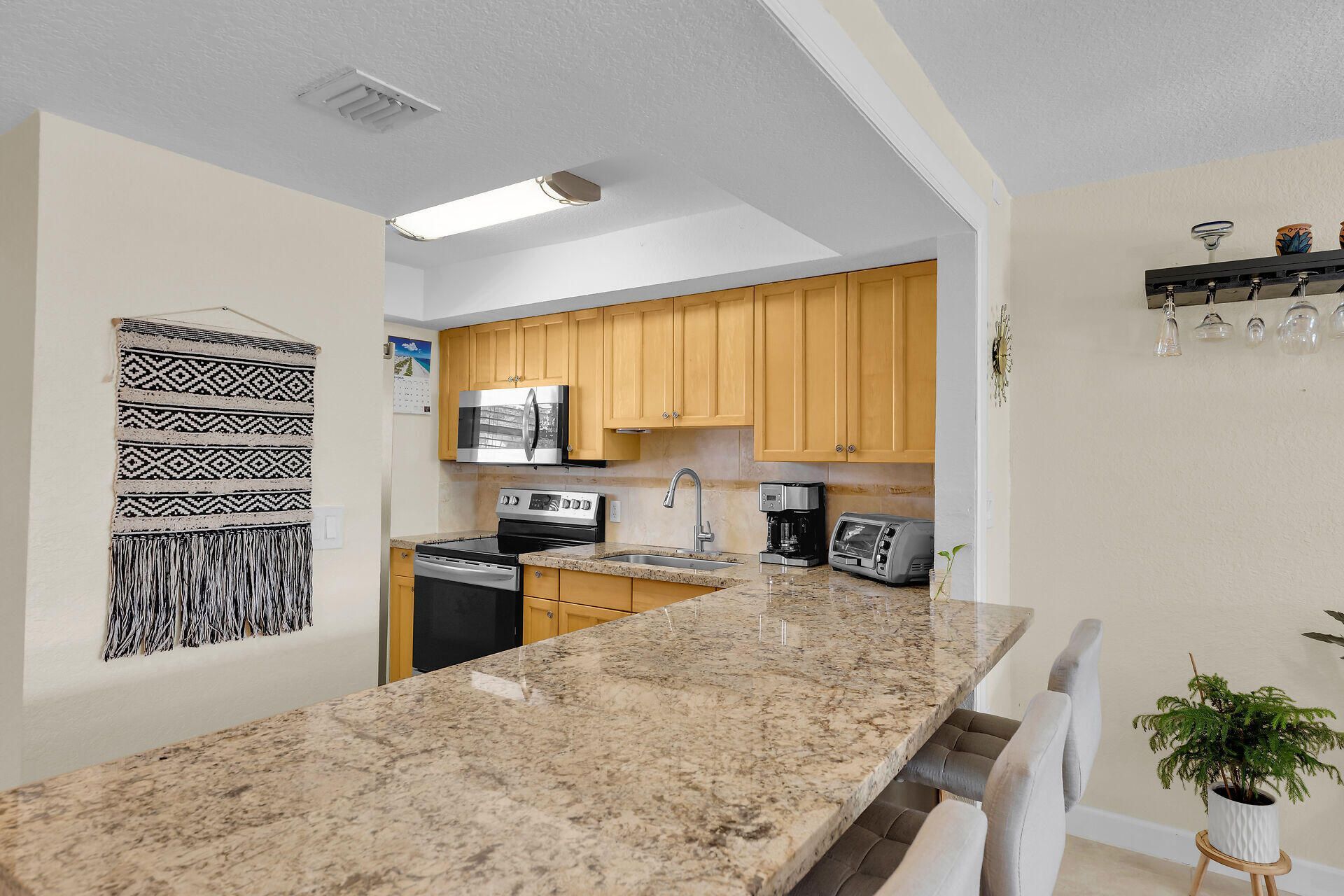 389 N Anglers Drive, Unit APT 107, Marathon, FL 33050 Photo