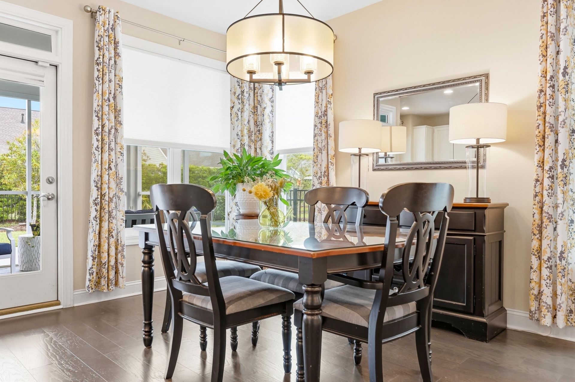 1744 Suncrest Dr. Photo 12