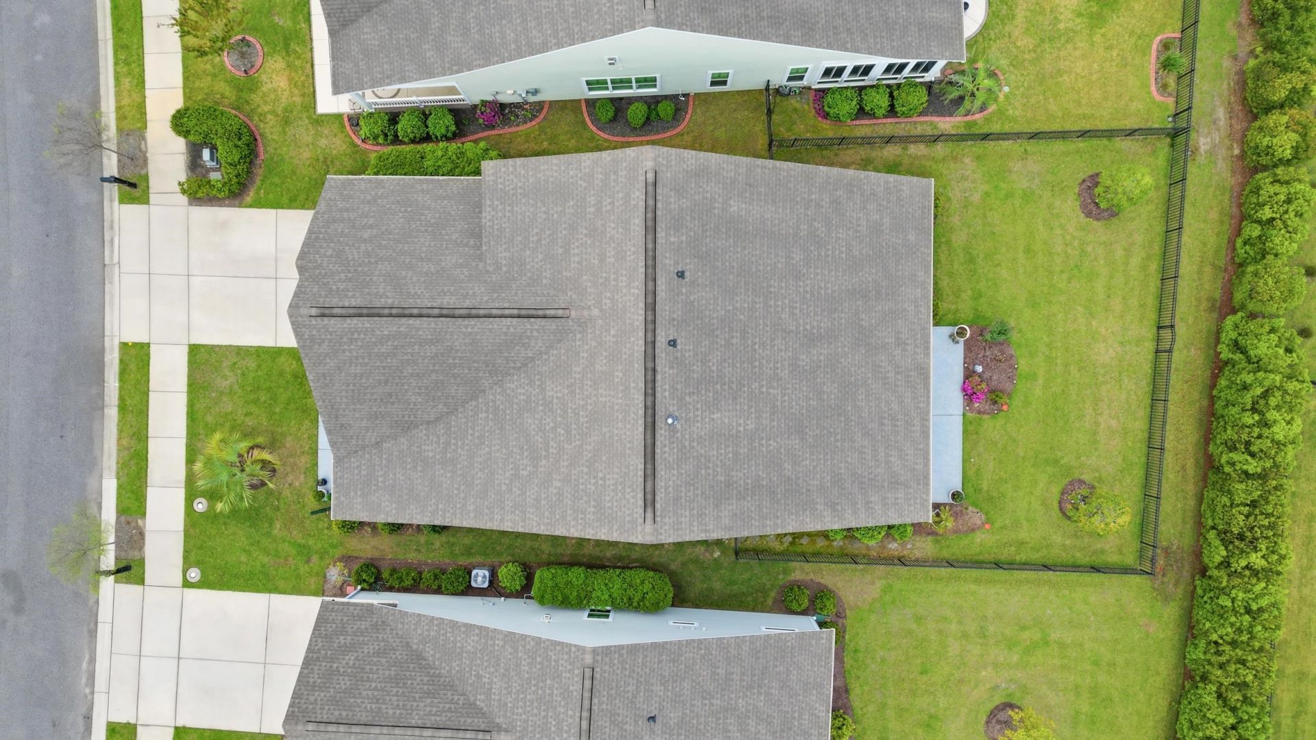 1744 Suncrest Dr. Photo 37