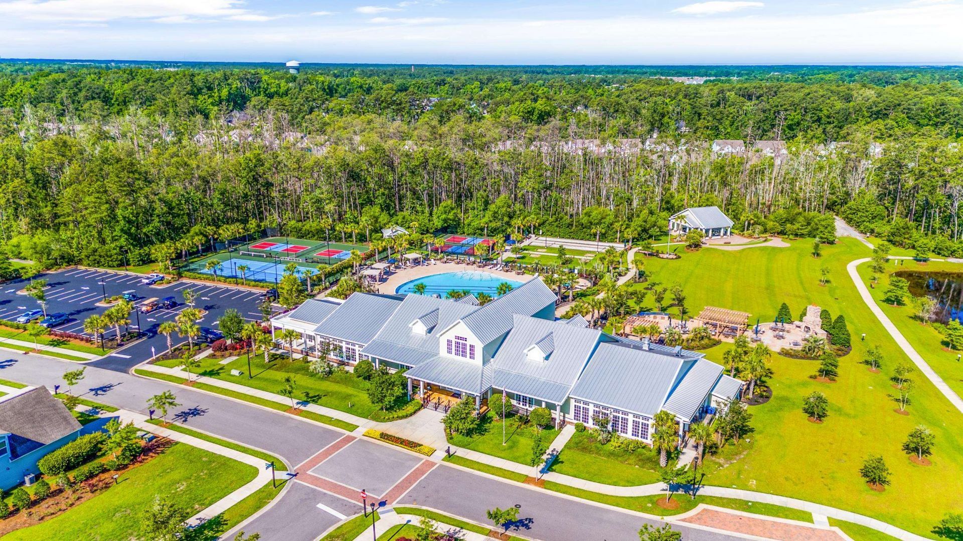 1744 Suncrest Dr. Photo 42