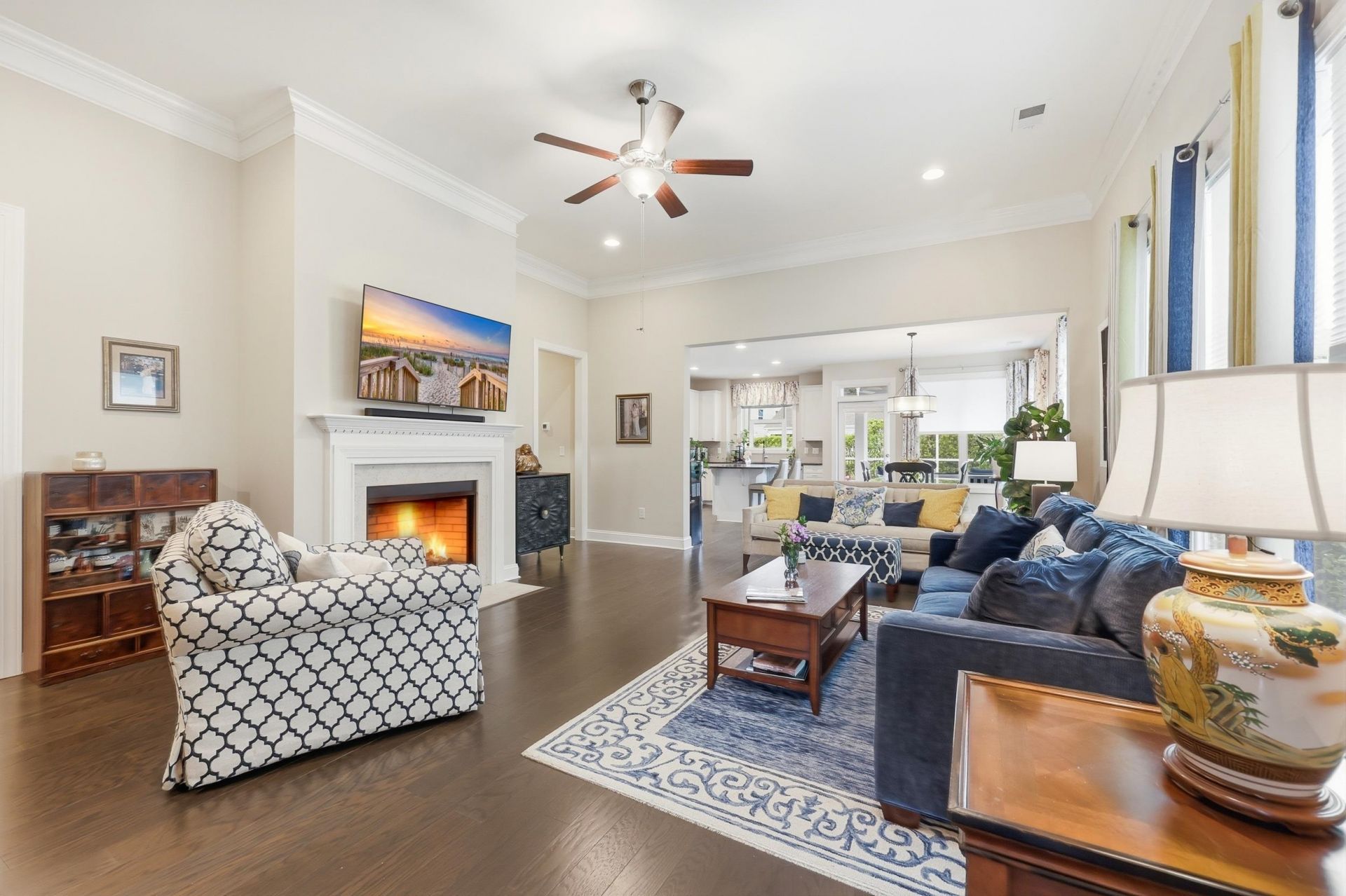 1744 Suncrest Dr. Photo 9