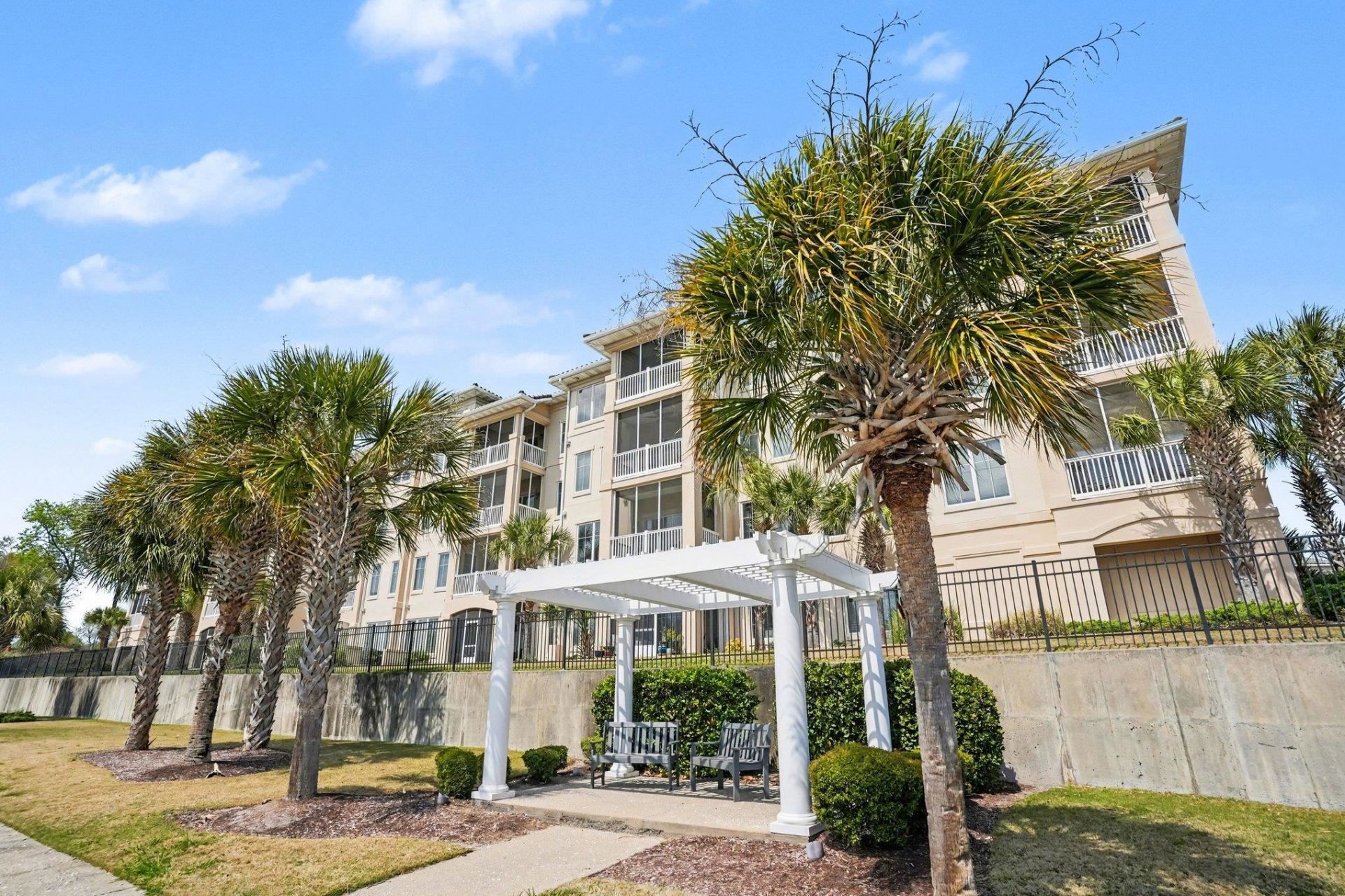 2180 Waterview Dr. Photo 38