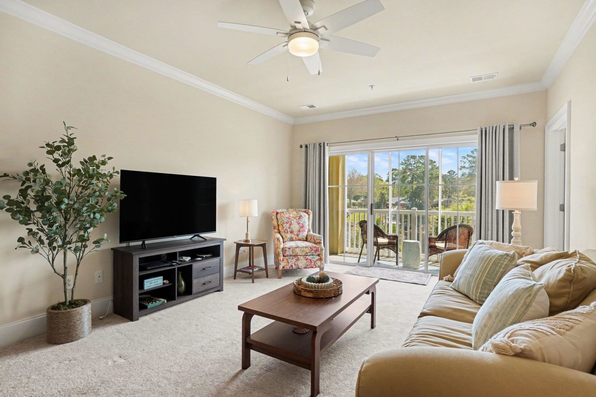 2180 Waterview Dr. Photo 6