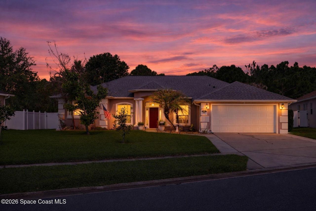 1661 Whitman Drive , Melbourne, FL 32904 Photo