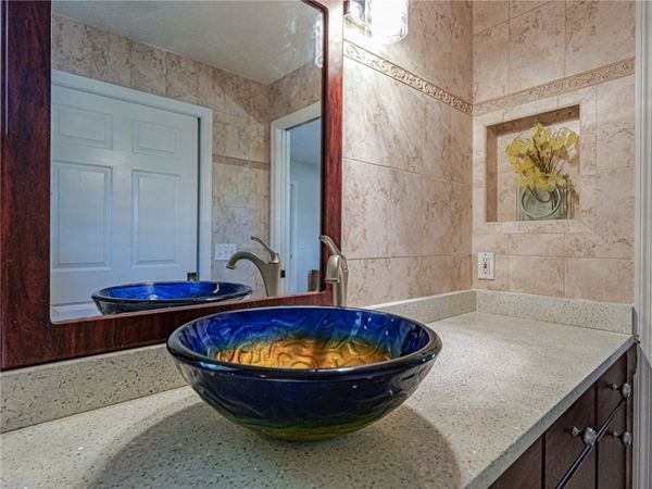 720 Lake Orchid Circle, Unit 201, Vero Beach, FL 32962