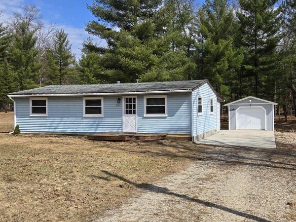 2771 Menominee Trail, West Branch, MI 48661