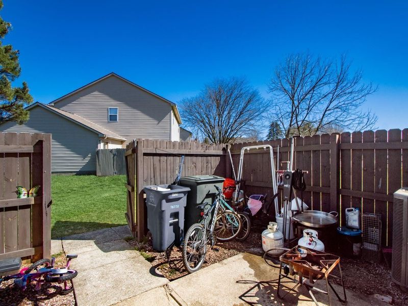 7720-7726 Scofield Court, Dublin, OH 43016 Photo 9