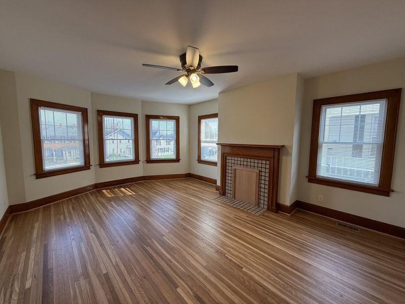 324 E Main Street , Lancaster, OH 43130 Photo 2