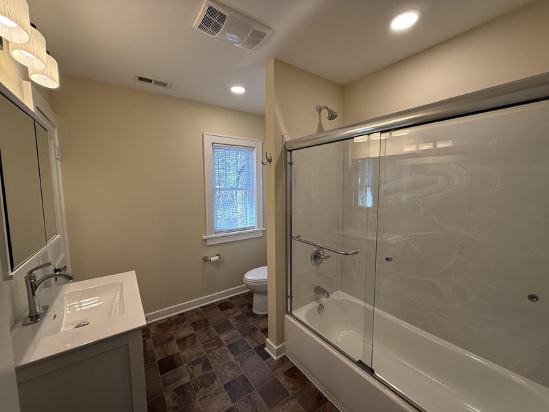 324 E Main Street , Lancaster, OH 43130 Photo 9