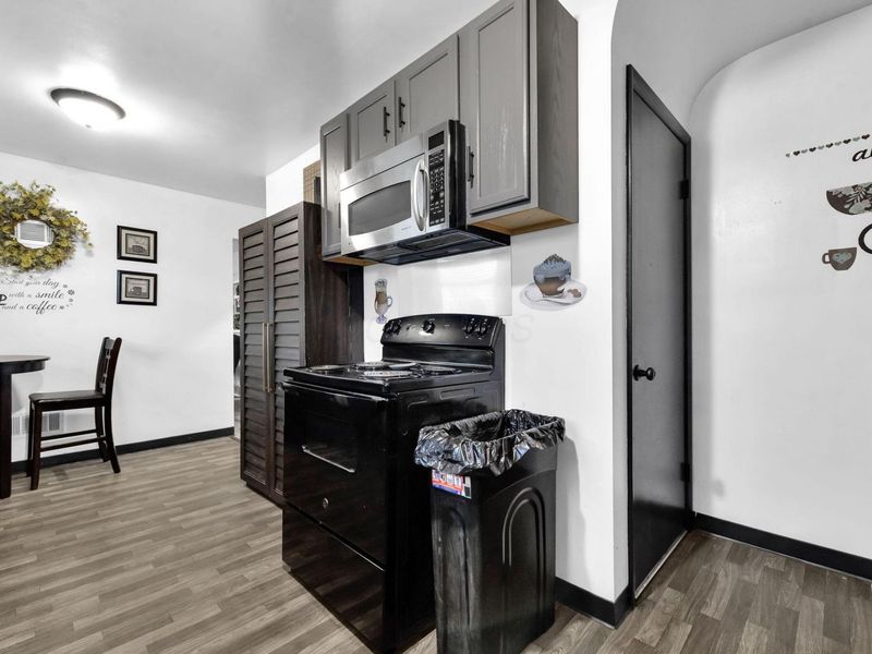 833 Joyful Street , Columbus, OH 43204 Photo 10