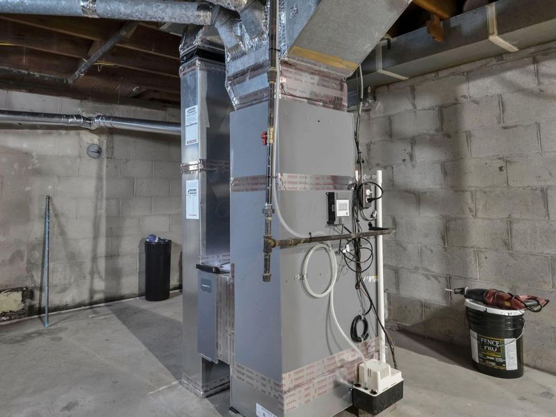 833 Joyful Street , Columbus, OH 43204 Photo 20