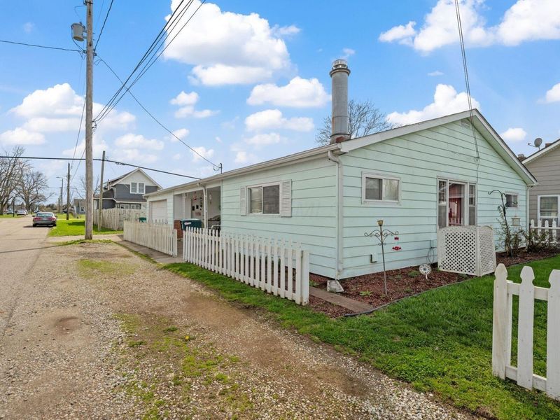 4345 Mathews Avenue , Obetz, OH 43207 Photo 2