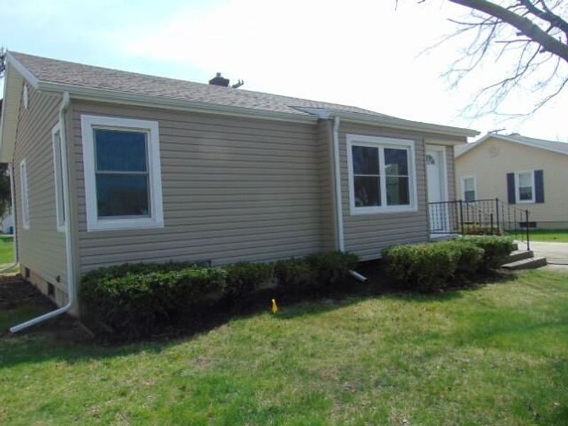 110 Ohio Street, Saint Marys, OH 45885 Photo 2