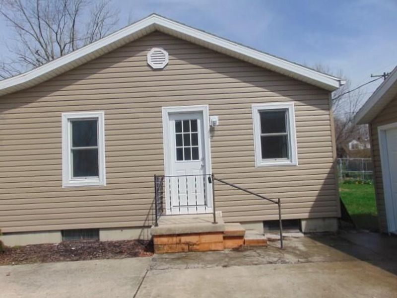 110 Ohio Street, Saint Marys, OH 45885 Photo 5