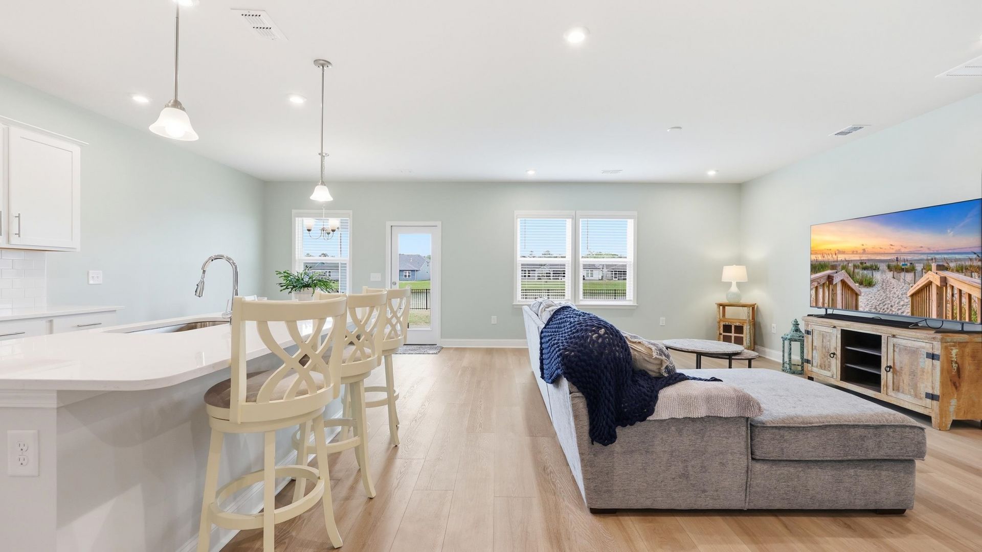 343 River Edge Dr.  Photo 11