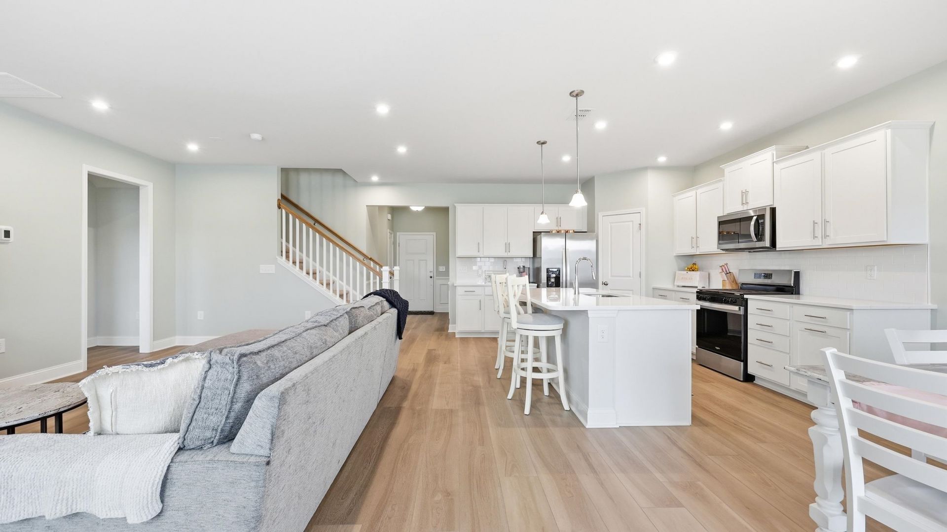 343 River Edge Dr.  Photo 13