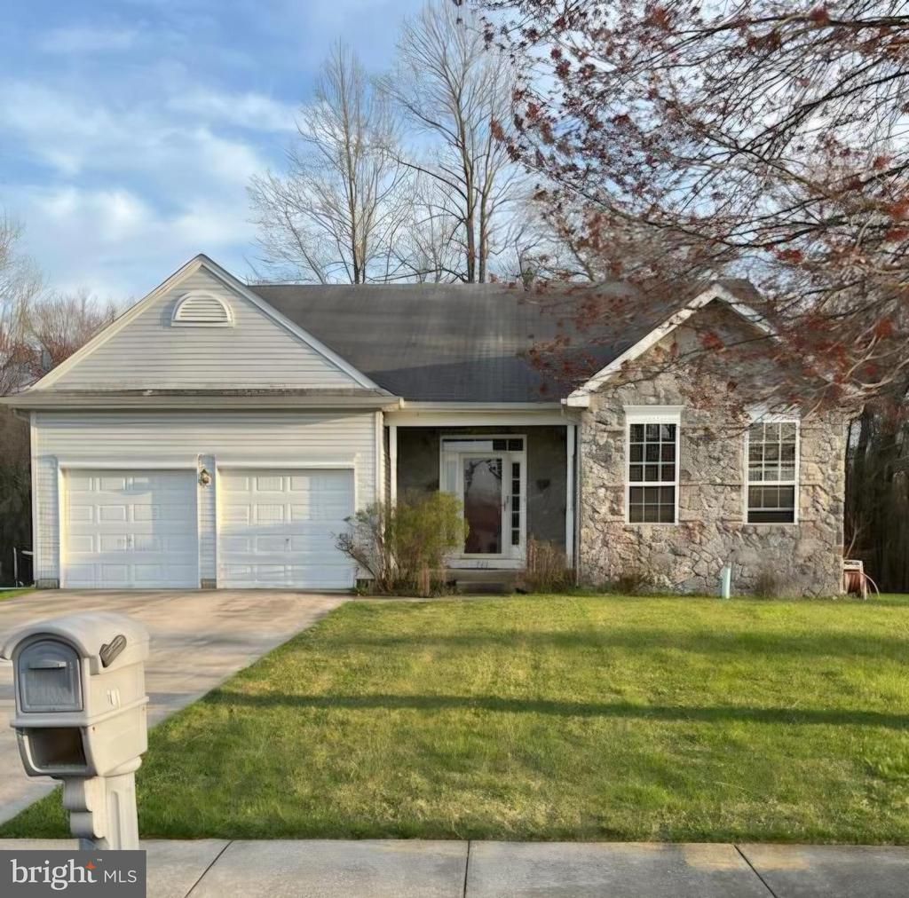 723 Streamview Lane, Vineland, NJ 08360 Main Photo